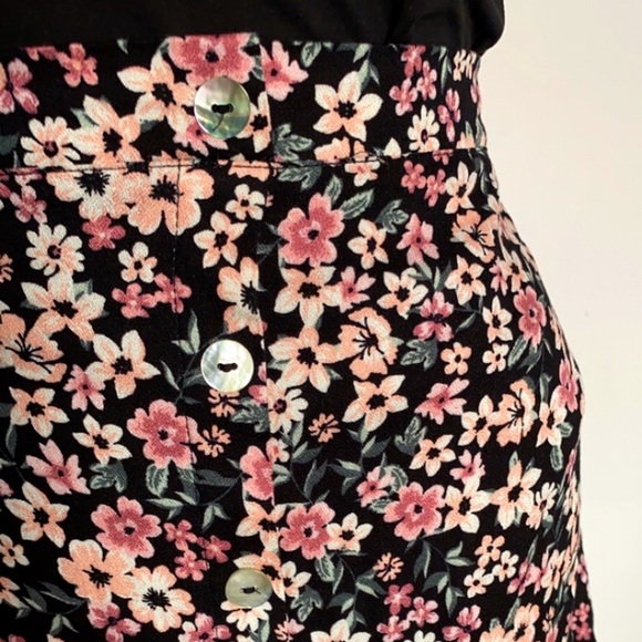 Skirt Flower Print - Picture 2 of 2